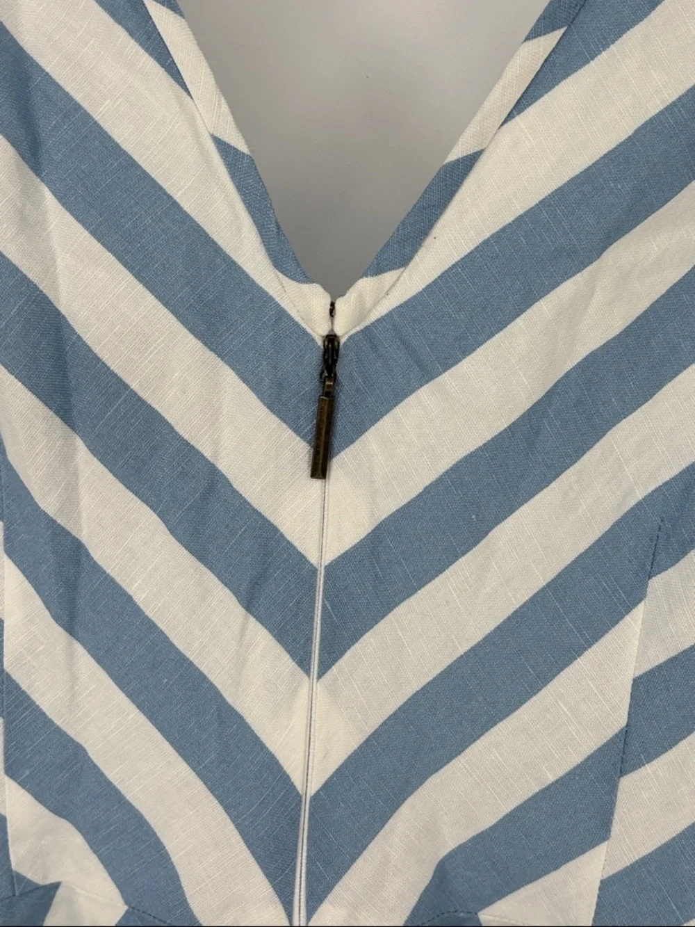 Kate spade Blue & White Striped linnen blend Sleeveless belt lined Dress size 4